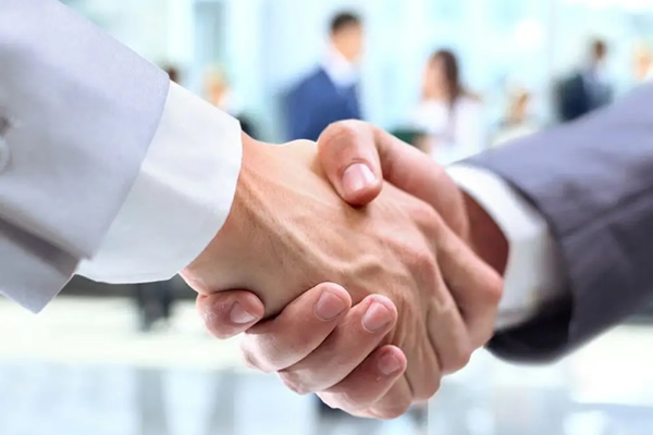 高频诱导焊接机的工作原理及特点