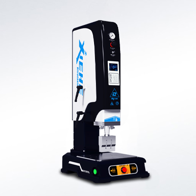 自动追频超声波焊接机3